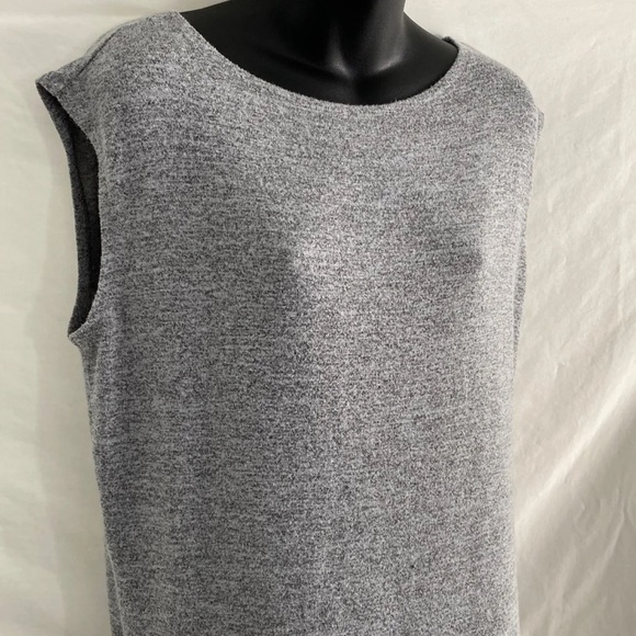 GAP gray sleeveless top Size Medium - Picture 1 of 7